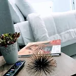 Spacious 4Br Townhouse In Mid City - Wh-C2